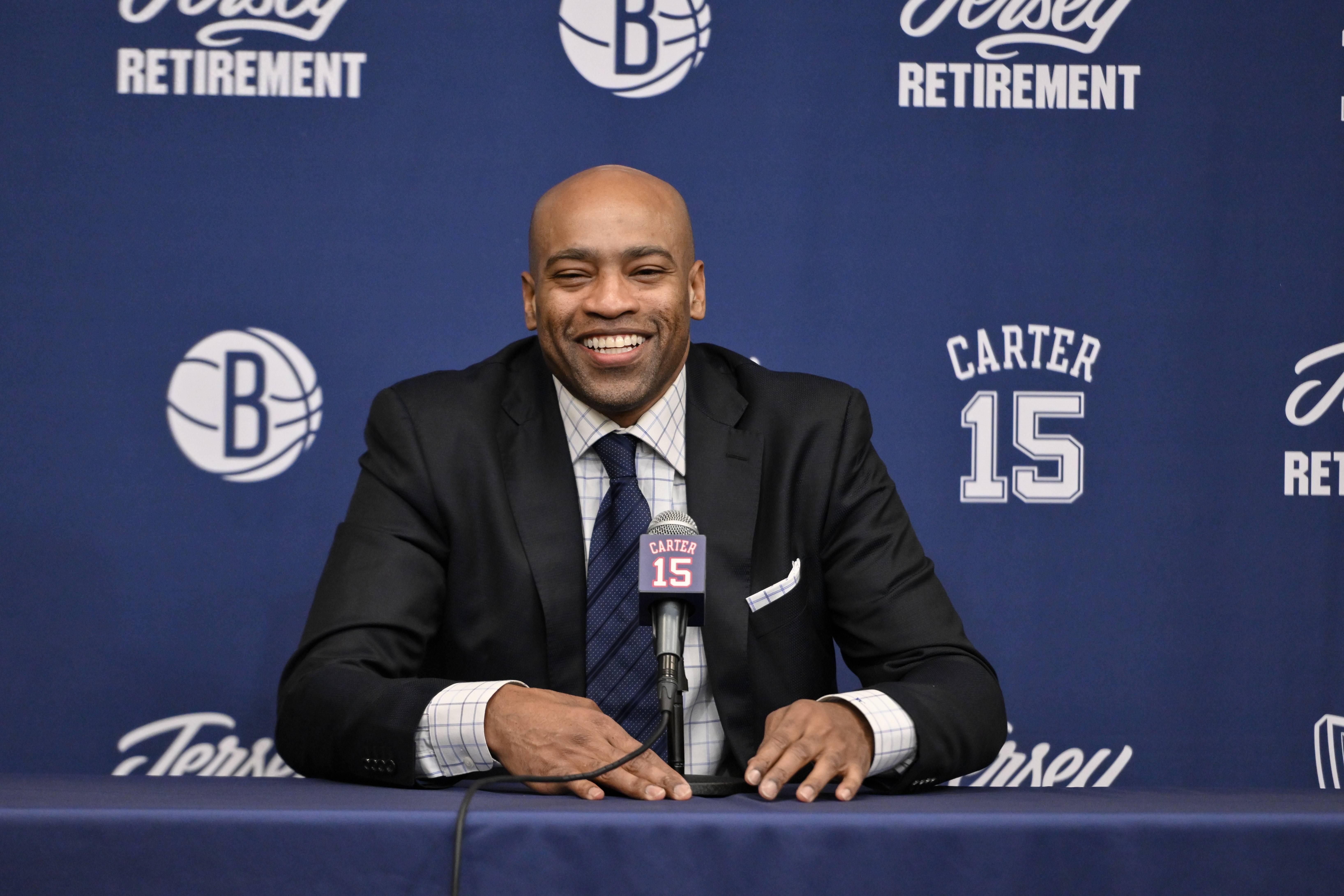 半岛体育app下载-传奇球员突然宣布退役，球迷难舍难分的简单介绍