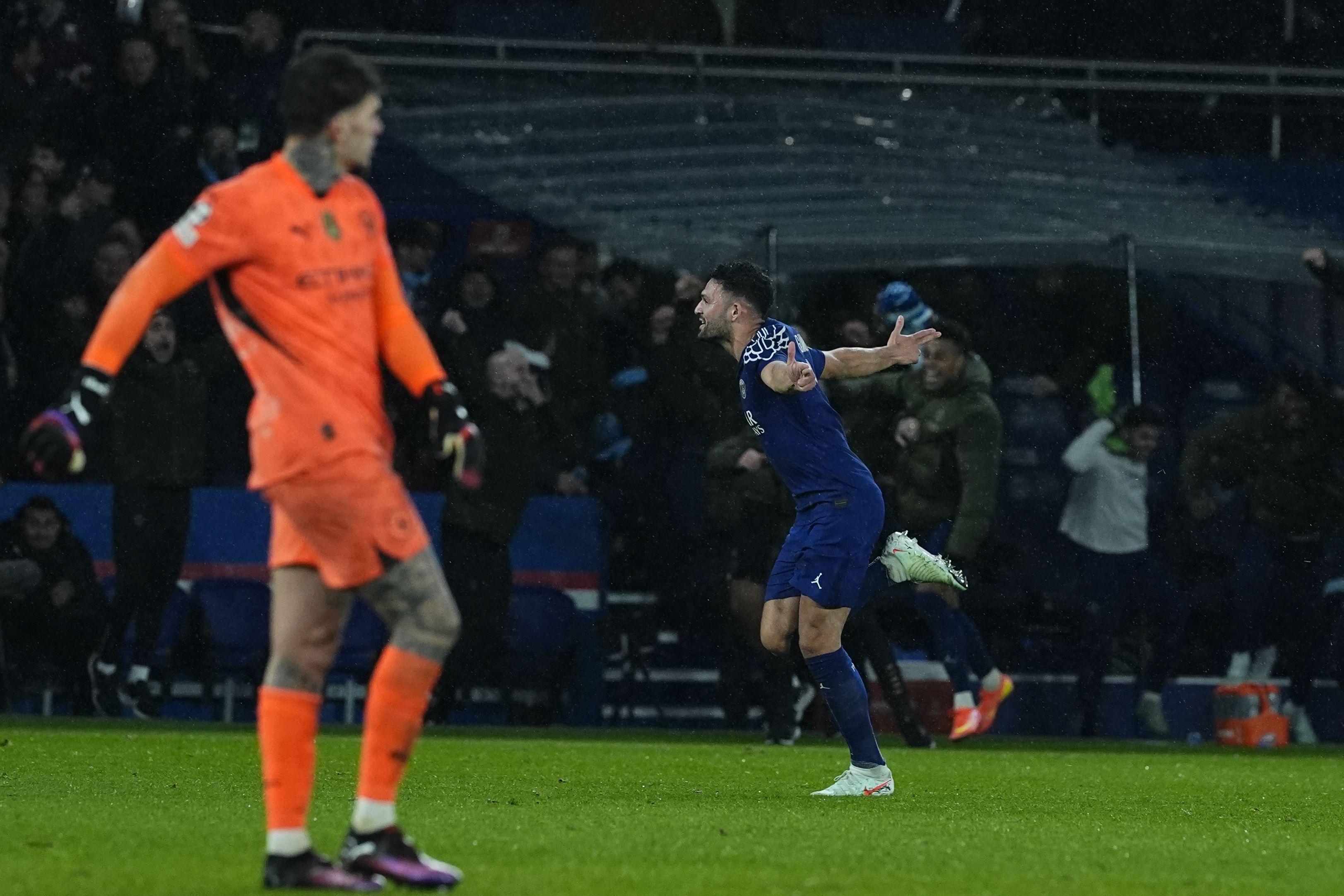 半岛体育直播-巴黎圣日耳曼欧国联逼近胜利