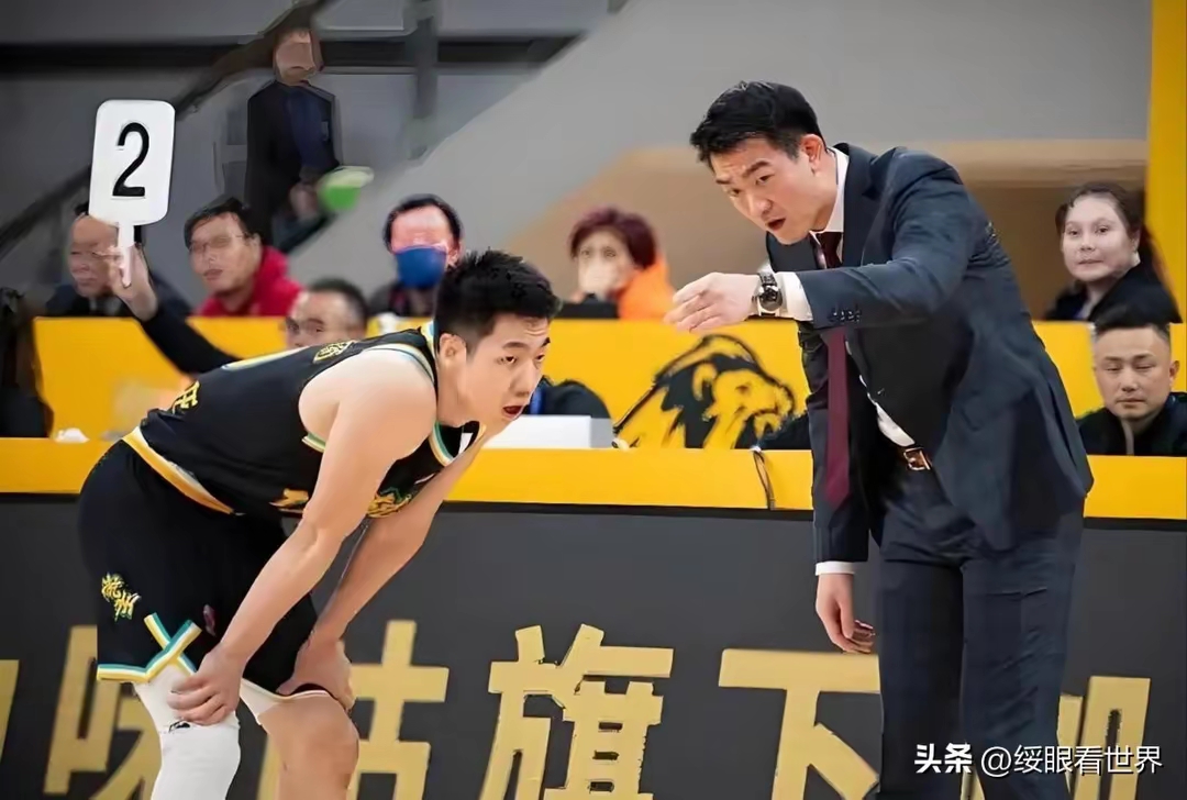 CBA球队冬训集结备战，球员士气高涨的简单介绍