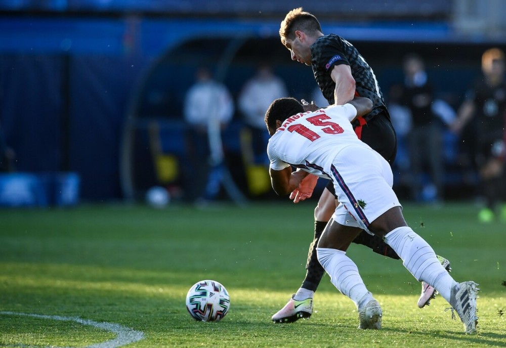 半岛体育活动-包含比利时连克荷兰，成功杀入欧锦赛半决赛的词条