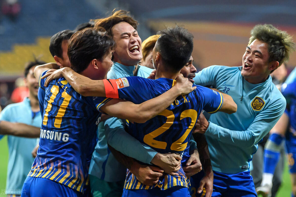 半岛体育直播-泰达擒下绿城，取得关键胜利！的简单介绍