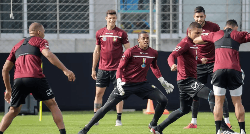 半岛体育网址-关于委内瑞拉击败乌拉圭晋级足球男子决赛的信息