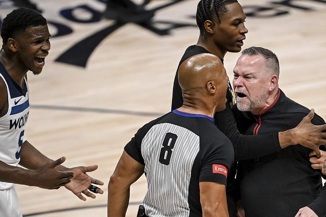 北美球队夺得关键战役，稳健晋级