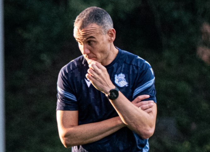 半岛体育登录-皇家社会主帅赞扬球队斗志，击败对手的简单介绍