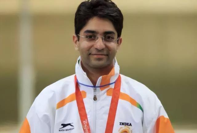 半岛体育vip注册-印度射击选手精准命中，夺得金牌