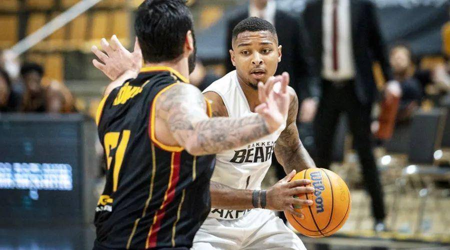 包含昆汀·皮特森再次展现得分能力,助球队连胜的词条 包含昆汀·皮特森再次展现得分能力,助球队连胜的词条