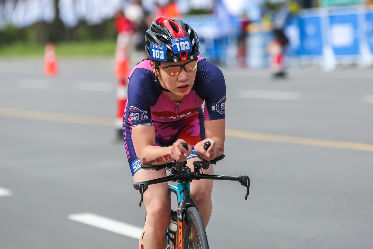 瑞士铁人三项选手状态回升晋级的简单介绍