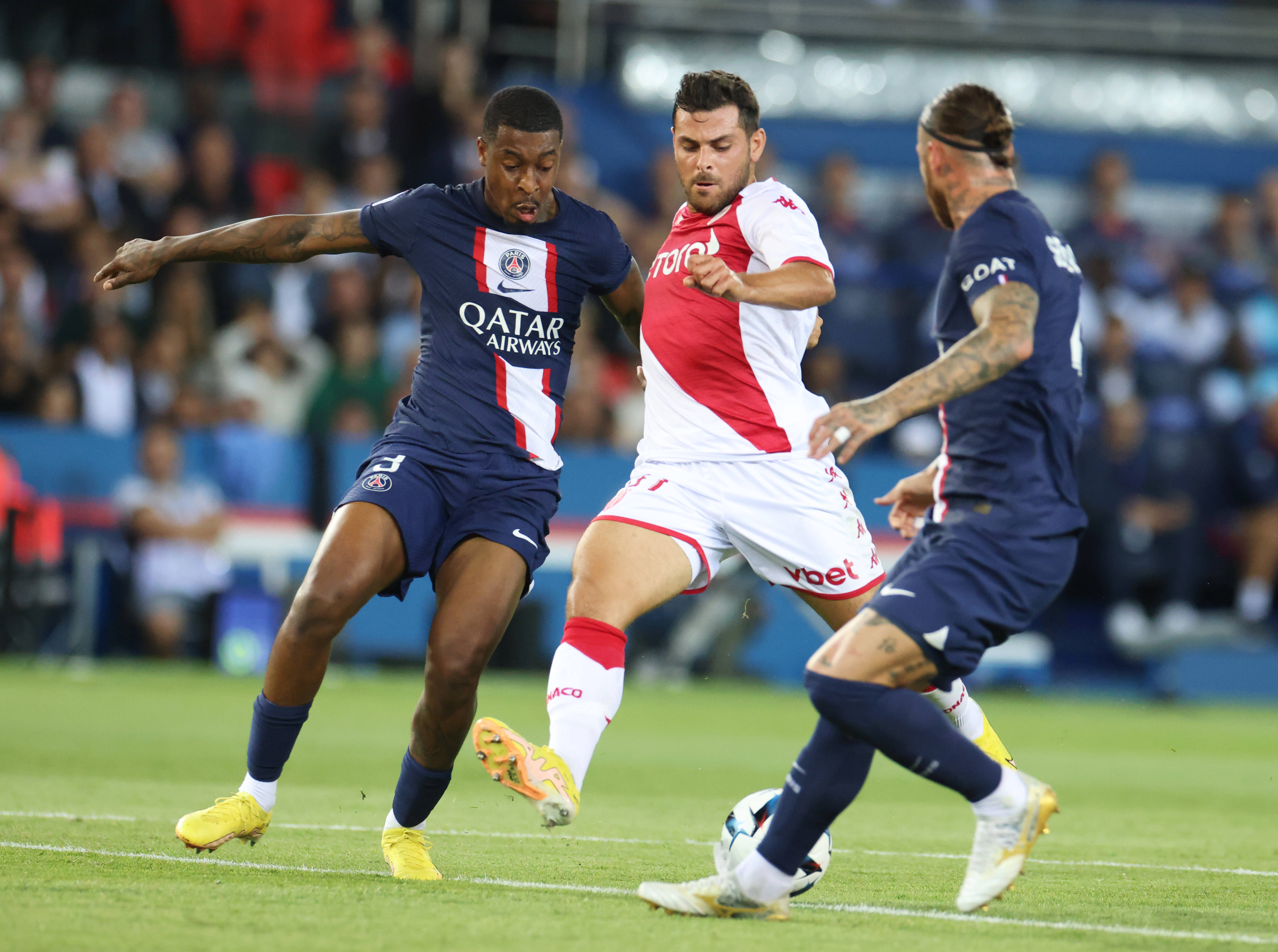 法甲球队在欧冠赛场上表现亮眼，巴黎圣日耳曼能否走得更远？的简单介绍