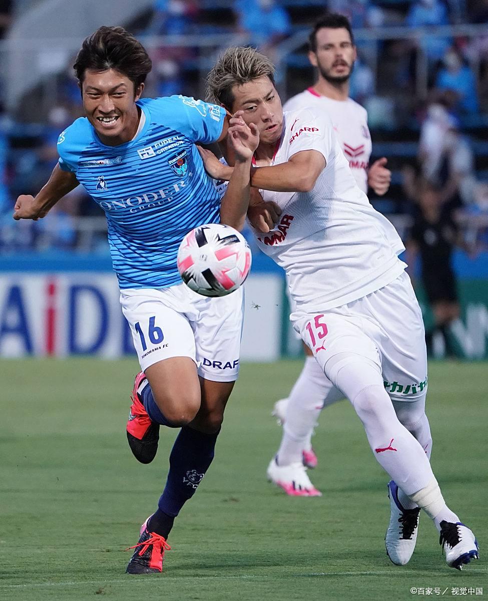 大阪险胜客场，晋级亚冠八强
