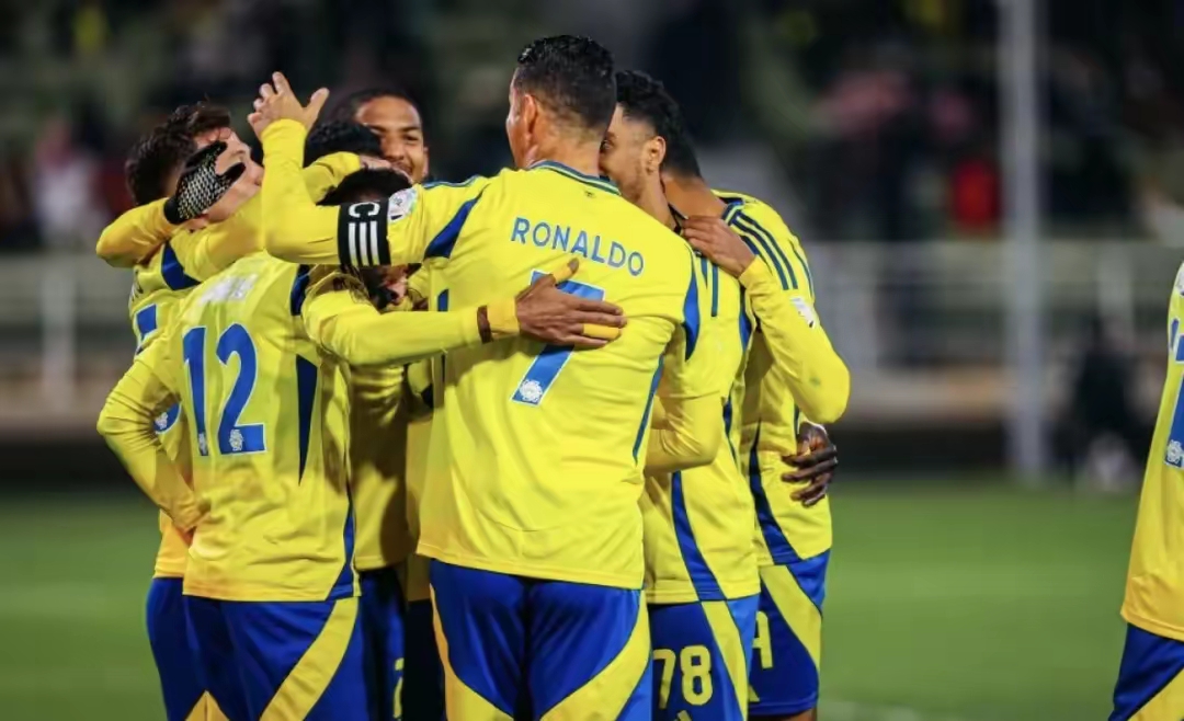 大阪险胜客场，晋级亚冠八强